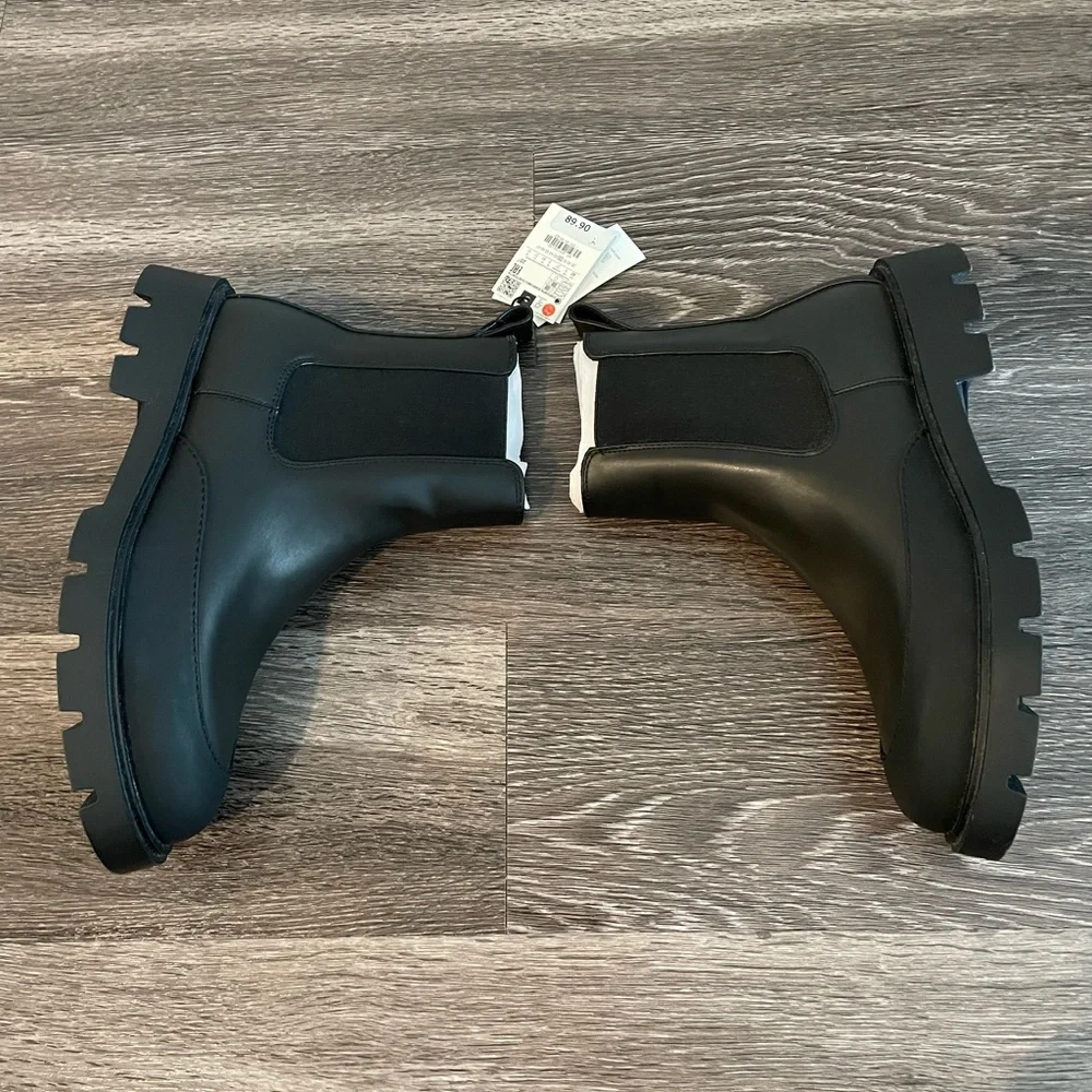 Zara Chunky Chelsea Boots - Picture 4 of 7